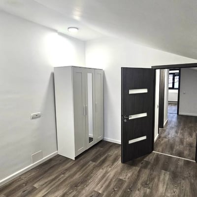 Vermietung einer neuen möblierten 4-Zimmer-Wohnung, 133 m², Bukarest, Rumänien